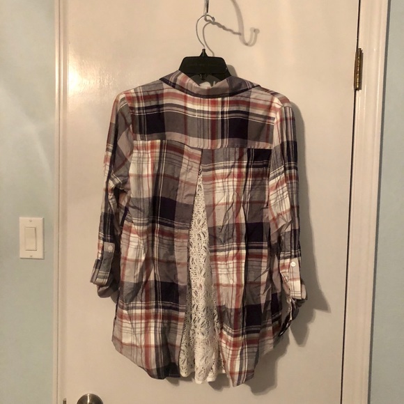 🌷Flannel Top - Picture 3 of 4
